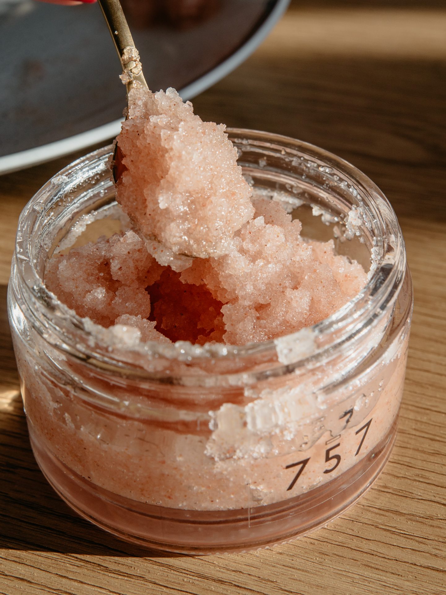 The Minor Canyon, body scrub for deep exfoliation and and smoothing - Image 7