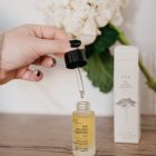 The Golden Mountain, umirujući zaštitni serum sa smiljem i skvalanom - Thumbnail Image 9