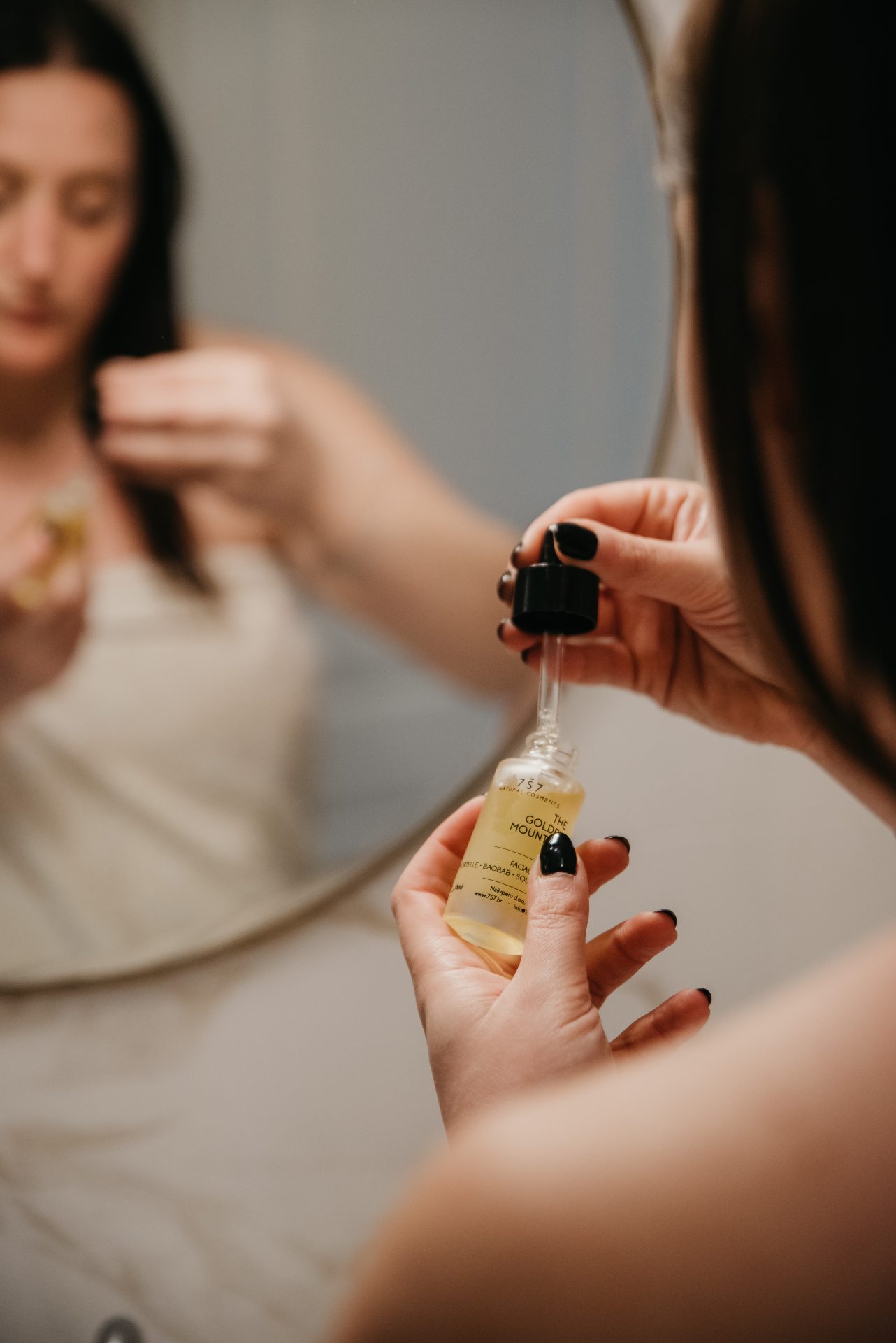 The Golden Mountain, umirujući zaštitni serum sa smiljem i skvalanom - Slika 8