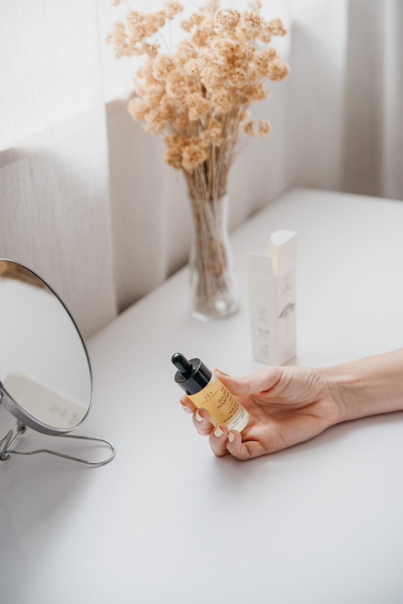 The Golden Mountain, umirujući zaštitni serum sa smiljem i skvalanom - Slika 4